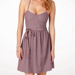 American Eagle cotton and lace dress (no belt ) XL